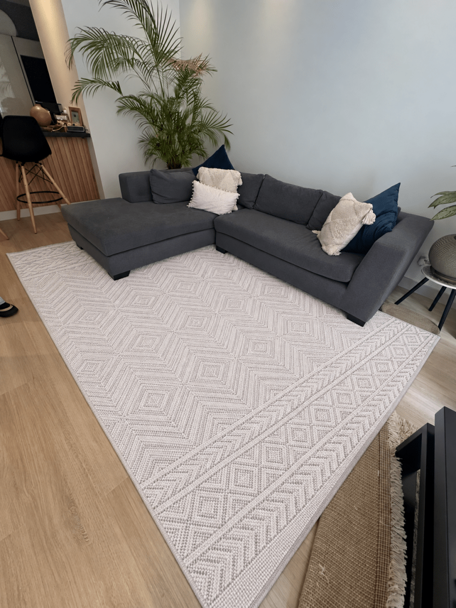 Athena 383 Blanco Hueso - Kodaz CarpetKodaz Carpet